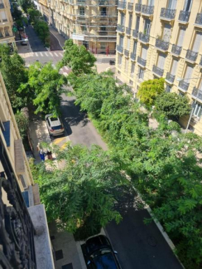 Beau T2 proche Negresco